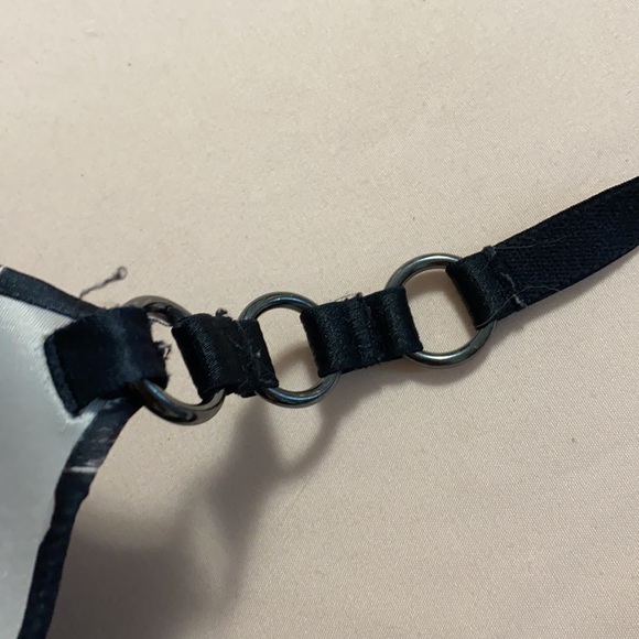 VS Very Sexy Push Up Bra 36D - Picture 4 of 5